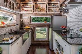 Finding clever ways to fit in all of the necessities to make homecooked meals makes. 27 Clever Tiny House Kitchen Ideas Photos Home Stratosphere