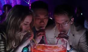 Секс на пляже (Sex on the Beach) – коктейль с пикантным названием