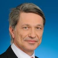 200+ profilů „Najman“