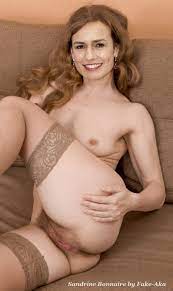 Sandrine Bonnaire (Belle actrice française...) - Fake-aka met les célébrités  à nu, fake nudes site.