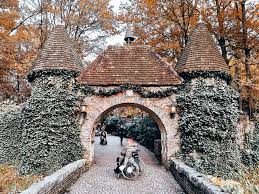 It's one of the oldest amusement parks in operation in the world and one of the largest in europe. Barrierefrei Durch Den Freizeitpark Efteling Wheelie Wanderlust