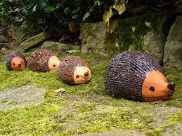 Http De Dawanda Com Product 495578 Igel Aus Keramik Keramik Gartendekoration Igel