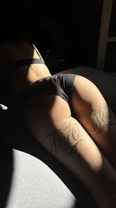 Mari Avila (uMariAvila_) - Reddit