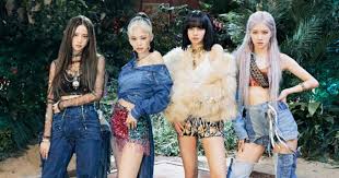 200802 'how you like that' is now the best selling foreign artist single in china surpassing bigbang's 'flower road'. Blackpink Says Their Knees Are Covered In Bruises From The Intense Choreography For How You Like That Koreaboo