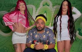 Descubra uma nova Kamilinha Santos - imagens que expõem seu instinto mais profundo