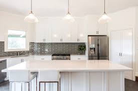 Take advantage of our puppysearch or leisurely browse our directory of. Carrara Quartz Quantum Quartz Quantum Quartz Natural Stone Australia Kitchen Benchtops Quartz Surfaces Tiles Granite Marble Bathroom Design Renovation Ideas Wk Management Services P L Australia