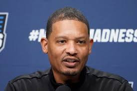 Jon Leuer (@JonLeuer30)