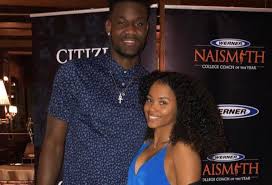 Nba small forward for the indiana pacers. Photos Meet The Girlfriend Of No 1 Pick Deandre Ayton