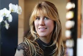 Dawn Tracey's Instagram, Twitter & Facebook