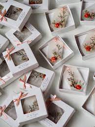 Doorgift 2020 dari arkadius memang pilihan selebriti. Bosan Beri Doorgift Makanan Ini Doorgift Lebih Bermakna Dan Cantik Pesona Pengantin