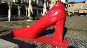 La donna maltrattata è momentaneamente in difficoltà. Pavia Giornata Contro La Violenza Sulle Donne Troppi Casi Non Denunciati