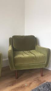 Our green accent chairs range from the deepest forest green, with the nostalgia of summer walks when you explore this range of green accent chairs, you might be surprised at the range of. Olive Green Velvet 70s Style Sofa Armchair In Se15 London Fur 750 00 Zum Verkauf Shpock De