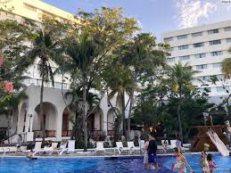 ▷ Aaliyah Hadid В Brazzers House 3: Episode 1 | Бесплатное видео с Brazzers