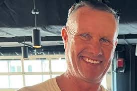 Richard Fuller's Instagram, Twitter & Facebook