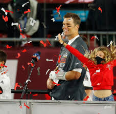 Submitted 3 months ago by oregroka. Super Bowl 2021 Uberragender Tom Brady Fuhrt Bucs Gegen Chiefs Zum Titel Welt