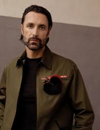 10 things you need to know about the sweet villain of 'la reina del sur 2. Raoul Bova Vanity Fair Italia