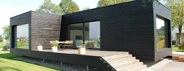 Une Maison Moderne Prefabriquee Ou Emmenager Des Demain Homify Maison Moderne Petite Maison Moderne Maison Prefabriquee