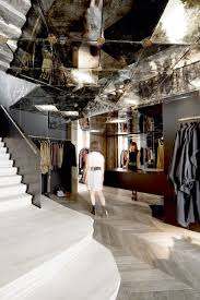 Pin By Louis Uh On Interiors Architecture Retail Store Design Retail Space Design