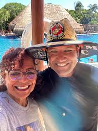 Meeting the floating admin in paradise