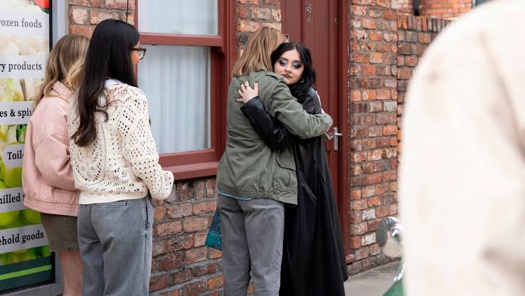 Coronation Street star speaks on Nina Lucas' future in Weatherfield as  farewell ahead - Manchester Evening News