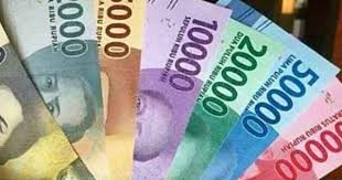 Amalan ini menjadi semakin populer seiring budaya instan di era modern seperti saat ini yang banyak orang pengin cepat kaya tanpa bekerja keras maupun bekerja cerdas mantra penarik rejeki dari segala penjuru seolah menjadi magnet yang sangat kuat untuk dipelajari baik kaum muda maupun kalangan tua yang juga kebelet kaya. Bacaan Doa Cepat Kaya Dan Lancar Rezeki Arab Artinya Yukampus
