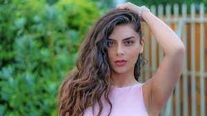 Ahora que la ex chica reality ya tiene 25 semanas de gestación, compartió unas bellas postales en. Como Deberia Ser Yo Ahora Que Estoy Embarazada Kathy Contreras Respondio A Criticas Por Subir Fotos Con Menos Ropa