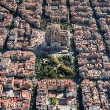 Ihre buchung wird sofort bestätigt. La Sagrada Familia And Barcelona Antoni Gaudi Source Wikipedia Download Scientific Diagram