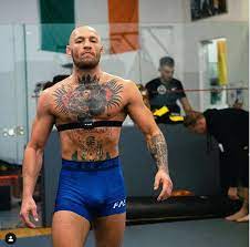 Conor mcgregor tattoo top gorilla ufc notorious men's. Conor Mcgregor Packed On 30 Pounds Of Muscle On Journey From Scrawny Featherweight To Bulky Lightweight For Crazy Body Transformation Since First Dustin Poirier Fight