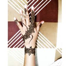 Simple Henna Design Henna Hennadesign Art Hennatattoo Hennaart Tattoo Tattoos Henna Designs Hand Modern Mehndi Designs Latest Mehndi Designs