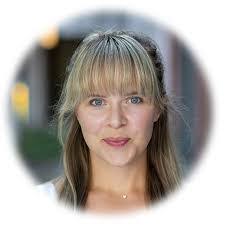 Pamela Peabody's Instagram, Twitter & Facebook