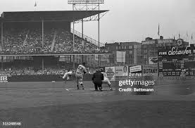 187 Ralph Thomson Stock Photos, High-Res Pictures, and Images