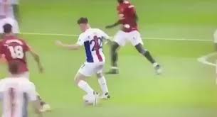 #bruno fernandes #marcus rashford #bruno #rashford #manchester united #man united #mufc #gif #my gif #sevilla. Bruno Fernandes Dive V Crystal Palace 9gag