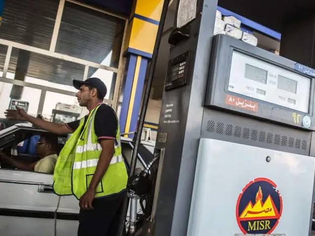 مصر ترفع أسعار البنزين بواقع جنيهين لجميع الفئات - Economy Plus