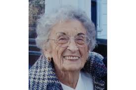 Gwen Temple's Instagram, Twitter & Facebook