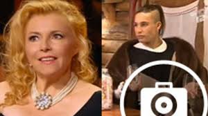Looks à la télé : le corset d'Elisabeth Vidal, la tenue bizarre d'Eddy (24  PHOTOS)