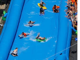 Un Immense Toboggan Gonflable En Plein CÅur De San Francisco Blog De Raviday