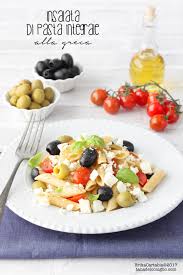 Aggiungere la polpa del coniglio e servire questo piatto a temperatura ambiente. Insalata Di Pasta Integrale Alla Greca La Tana Del Coniglio