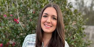 Nancy Colville's Instagram, Twitter & Facebook