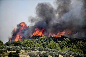 Σε κατάσταση έκτακτη ανάγκης η ανατολική κορινθία. Korin8os Ektos Elegxoy 3ana H Fwtia Stis Kexries