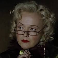 Тгк: Mads На этом интервью закончилось :D Аврор Поттер вежлив только с  Министром Реддлом (по настроению)) #harrypotter #voldemort #tomriddle  #harrymort #tomarry #tomarrymort #harrytom #tomarryfanfic ...