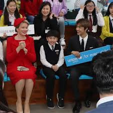 Queen mathilde of belgium celebrates her birthday on saturday when she turns 45. Jaemin Pics On Twitter 190327 Jaemin With Belgian Queen Mathilde For Unicef