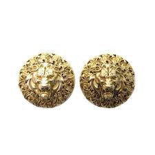 Boucle d'oreille en or 18 carats et diamant raptor. Boucles D Oreilles Chanel Tete De Lion 1960 44mm En