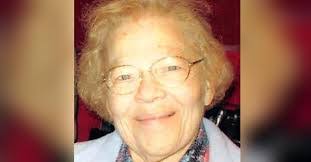 Charlie Bratcher's Instagram, Twitter & Facebook