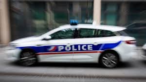 Prise de rdv pour un intervenant social en commissariat : Rennes Une Voiture De Police Percute Et Tue Une Jeune Femme