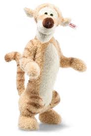 Christopher robin was a boy from whom the whole world expected great things—but as an adult, by the 1950s, he'd risen up to nothing more than a job selling lampshades. Disney Christopher Robin Tigger By Steiff 36cm The Bear Garden