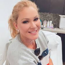 Shanna moakler was born on march 28, 1975 in providence, rhode island, usa as shanna lynn moakler. Shanna Moakler Gets Tattoo Of Ex Travis Barker S Name Removed E Online