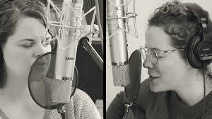 Allison Negus's Instagram, Twitter & Facebook