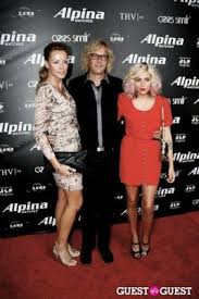 Christina curry is een nederlands model dat vooral bekendstaat als de dochter van adam curry en patricia paay. Christina Curry Guest Of A Guest