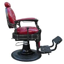 Pin By Marcelo Antonio Faria On B Rberology Barber Chair Barber Chair For Sale Barbershop Design