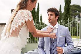 Quel Costume Homme Aux Couleurs Claires Choisir Pour Un Mariage D Ete Conseils Styles Father And Sons